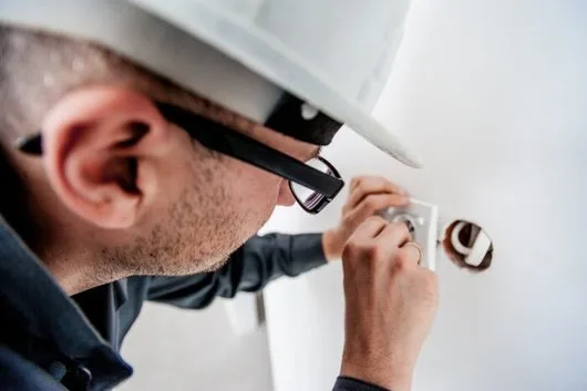 Firma instalatii electrice Bucuresti