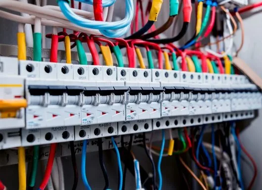 Instalatii electrice si automatizari