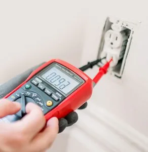 Instalatii electrice si automatizari