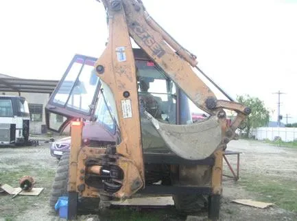 Inchiriere utilaje de constructii cu personal de deservire - Ramnicu Valcea