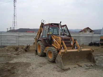 Inchiriere utilaje de constructii cu personal de deservire - Ramnicu Valcea