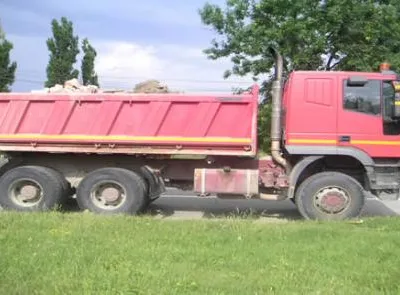 Inchiriere utilaje de constructii cu personal de deservire - Ramnicu Valcea