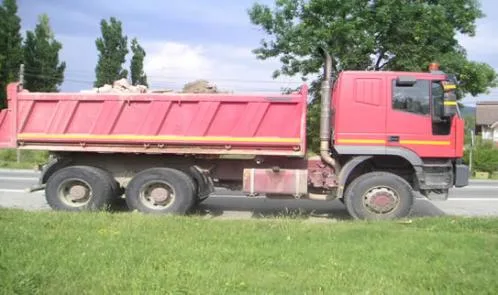 Inchiriere utilaje de constructii cu personal de deservire - Ramnicu Valcea