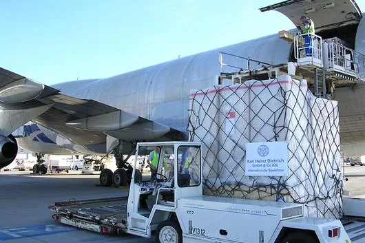 Transport marfa rutier - maritim - aerian - Otopeni / Ilfov