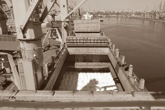 Logistica - Servicii de transport maritim si fluvial - Servicii portuare - Constanta