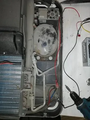 Reparatii frigidere - vitrine si lazi frigorifice - aer conditionat