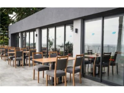 Feronerie pentru constructii din sticla, - Manastirea / Dambovita