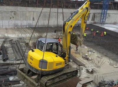 Lucrari mecanizate in constructii si transporturi rutiere de marfuri - Iasi