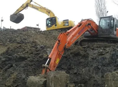 Lucrari mecanizate in constructii si transporturi rutiere de marfuri - Iasi