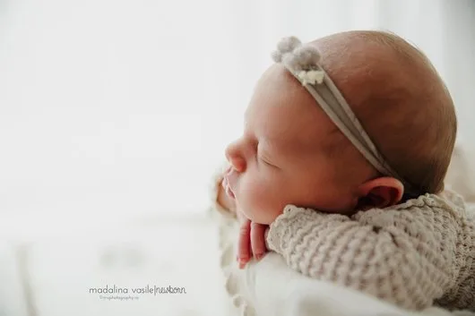 Fotograf nou nascuti - bebelusi - copii si familie