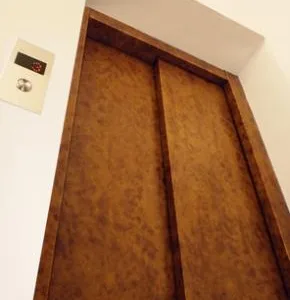 Bucuresti - Instalare - modernizare si service ascensoare