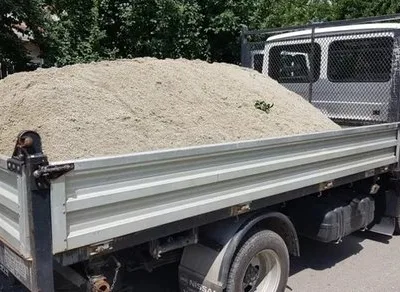Transport moloz - nisip - materiale de constructii - Bucuresti
