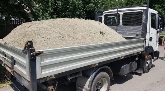 Transport moloz - nisip - materiale de constructii - Bucuresti
