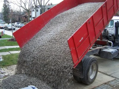 Transport moloz - nisip - materiale de constructii - Bucuresti