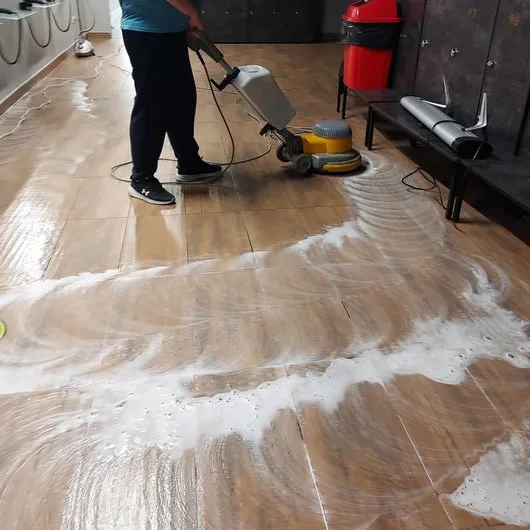 Servicii curatenie Bucuresti si Ploiesti