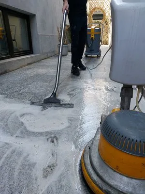 Servicii curatenie Bucuresti si Ploiesti