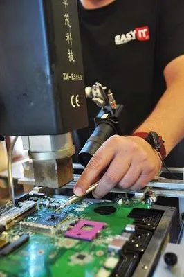 Service profesional pentru orice model de laptop Bucuresti