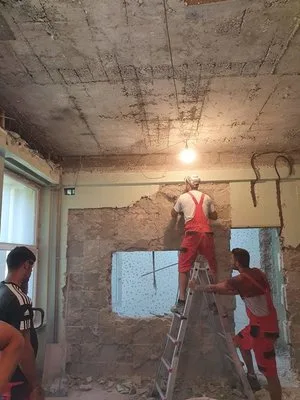 Firma zugravi Bucuresti