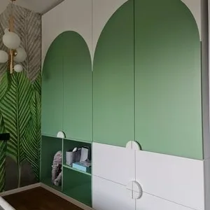 Mobilier la comanda