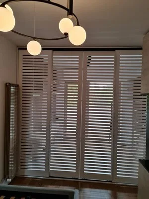 Mobilier la comanda