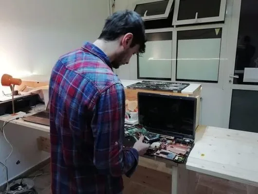 Servicii profesionale in domeniul service IT Bucuresti