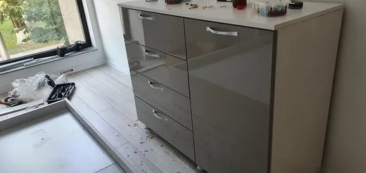 Design si productie mobilier la comanda Bucuresti