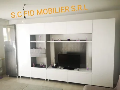 Mobilier la comanda