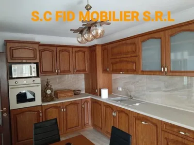 Mobilier la comanda