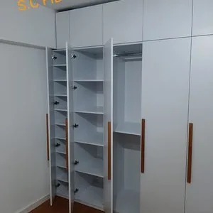 Mobilier la comanda