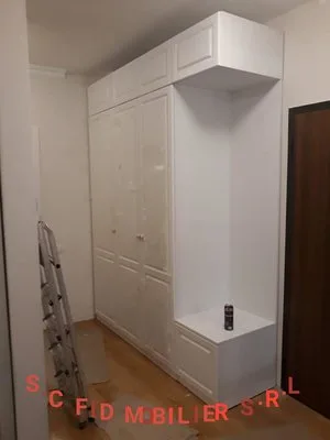 Mobilier la comanda