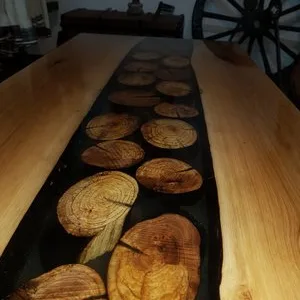 Mobilier din lemn masiv si rasina Ilfov