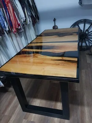 Mobilier din lemn masiv si rasina Ilfov
