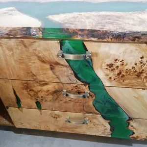 Mobilier din lemn masiv si rasina Ilfov