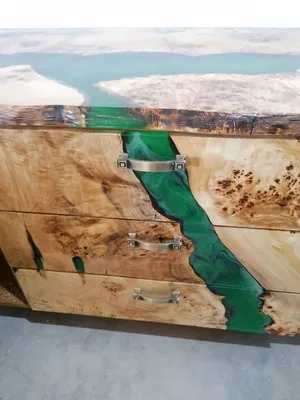 Mobilier din lemn masiv si rasina Ilfov