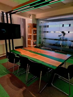Mobilier din lemn masiv si rasina Ilfov