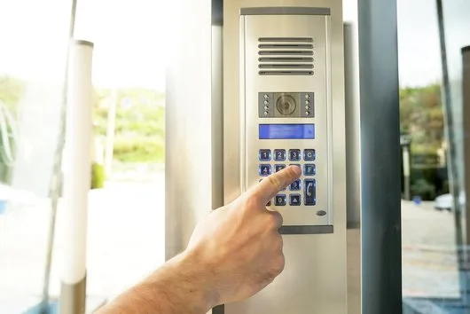 Instalare si intretinere sisteme de interfonie - Bucuresti