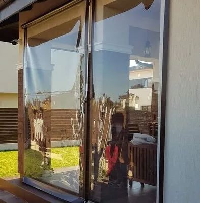 Rulouri terase transparente
