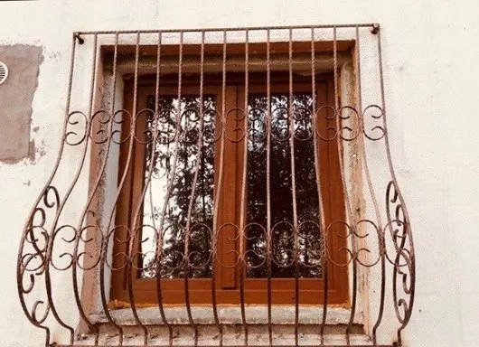 Confectii metalice Bucuresti