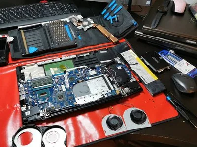 Reparatii laptopuri Bucuresti