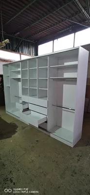 Mobilier la comanda