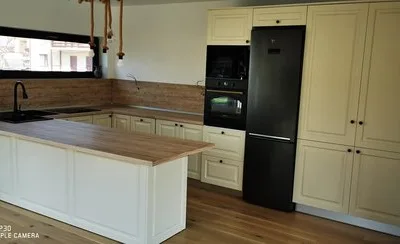 Mobilier la comanda