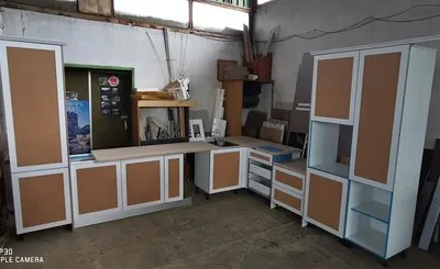 Mobilier la comanda