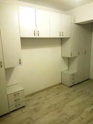 Mobilier la comanda