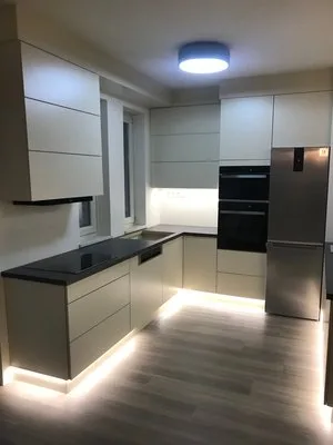Mobilier la comanda
