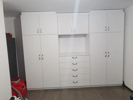 Mobilier la comanda Bucuresti