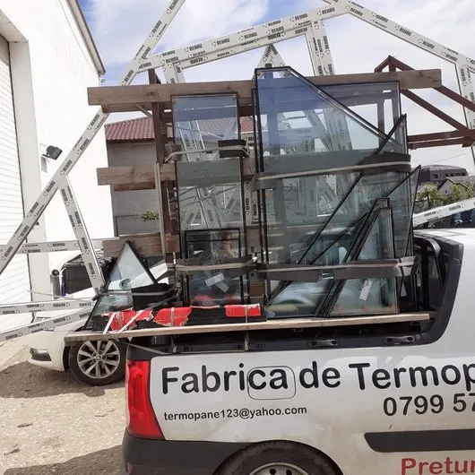 Fabrica termopanelor