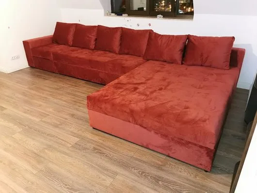 Mobilier tapitat personalizat