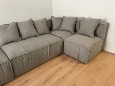 Mobilier tapitat personalizat