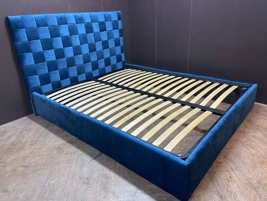 Mobilier tapitat personalizat