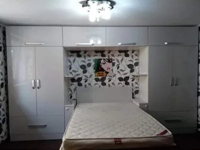 Mobilier la comanda